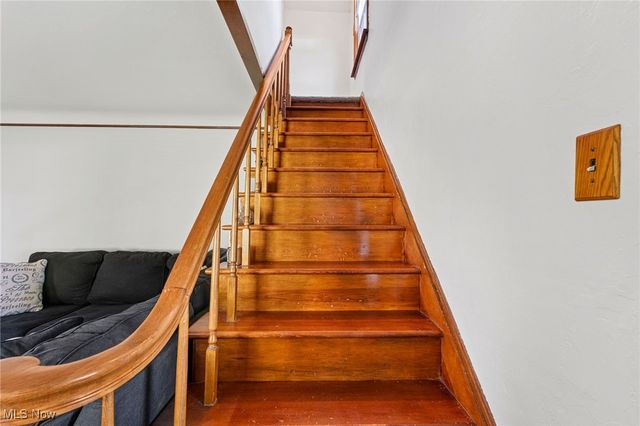 35221 Chestnut Ridge Road, North Ridgeville, OH 44039