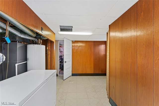 35221 Chestnut Ridge Road, North Ridgeville, OH 44039