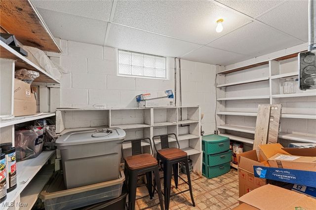 35221 Chestnut Ridge Road, North Ridgeville, OH 44039