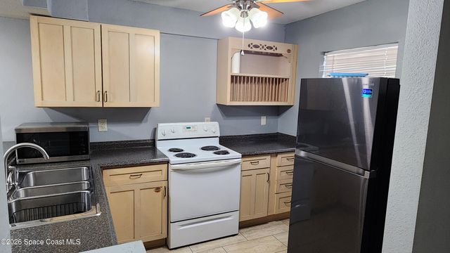 2980 Sir Hamilton Circle 6, Titusville, FL 32780