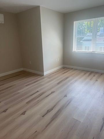 23 Prentice Street 1303, Grafton, MA 01536