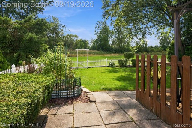 44597 Westminister Way, Canton Charter Township, MI 48187