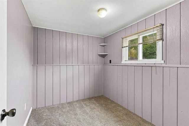 821 WOODFIELD ROAD, Neenah, WI 54956