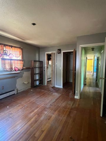 85 Weston Road, Manchester, NH 03103