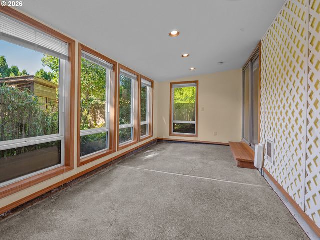 3116 Ne BROGDEN St, Hillsboro, OR 97124