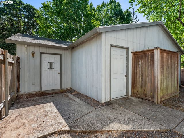 3116 Ne BROGDEN St, Hillsboro, OR 97124