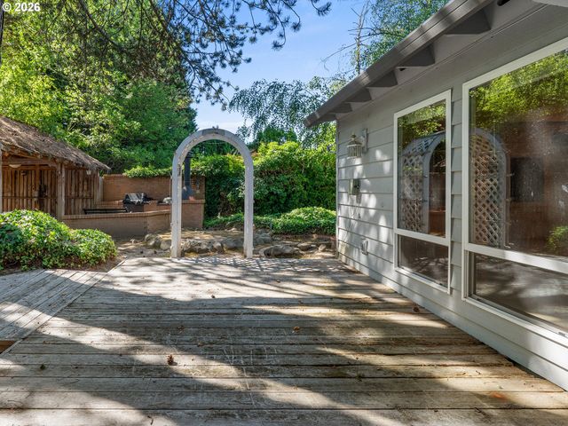 3116 Ne BROGDEN St, Hillsboro, OR 97124