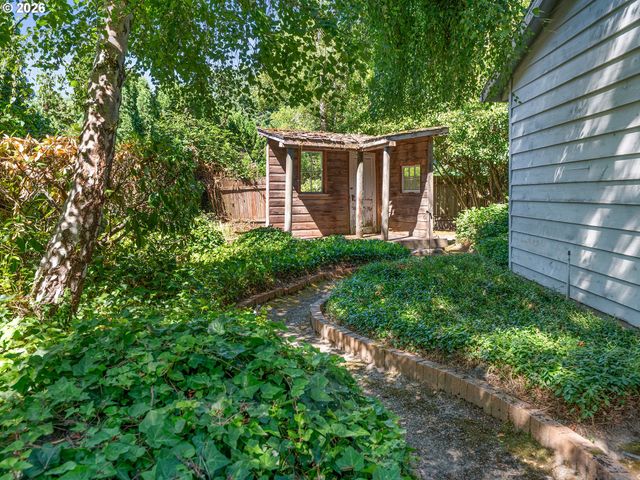 3116 Ne BROGDEN St, Hillsboro, OR 97124