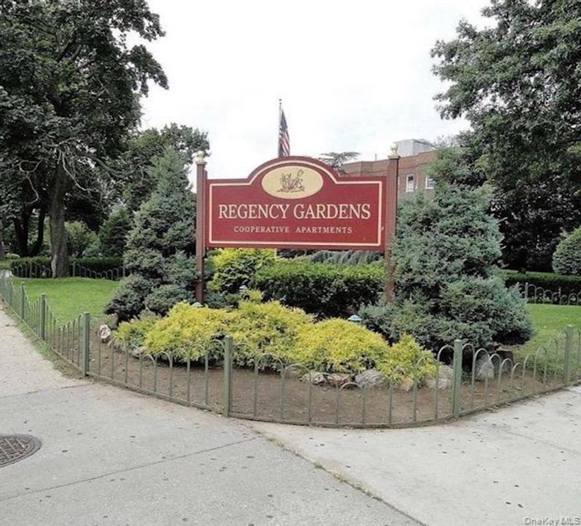 141-17 79th Avenue 2, Kew Garden Hills, NY 11367