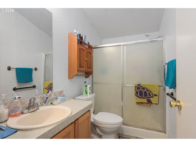 406 FIRST St, Rufus, OR 97050