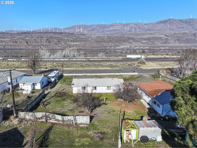 406 FIRST St, Rufus, OR 97050