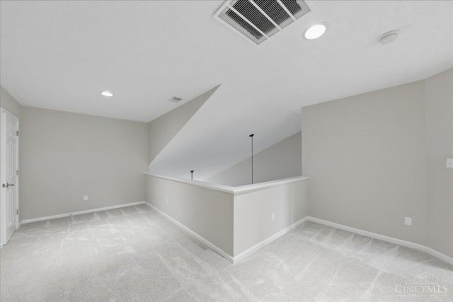 3211 Grand Falls Boulevard, Deerfield Twp., OH 45039