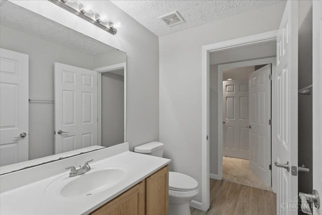 3211 Grand Falls Boulevard, Deerfield Twp., OH 45039