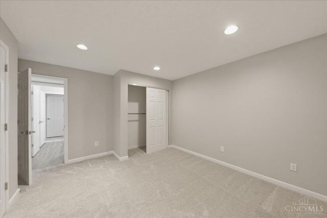 3211 Grand Falls Boulevard, Deerfield Twp., OH 45039