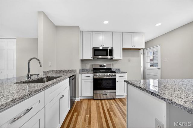 2643 Bonniebrook Drive, Maryland Heights, MO 63043