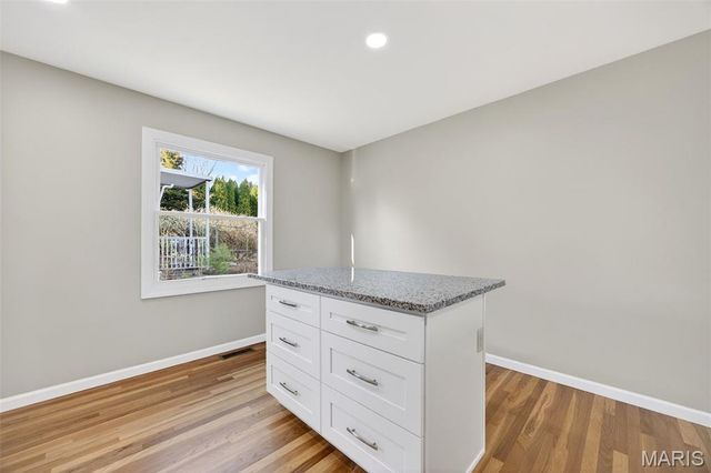 2643 Bonniebrook Drive, Maryland Heights, MO 63043