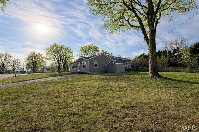 2643 Bonniebrook Drive, Maryland Heights, MO 63043