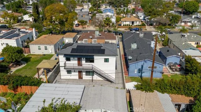 11112 Emelita Street, North Hollywood, CA 91601