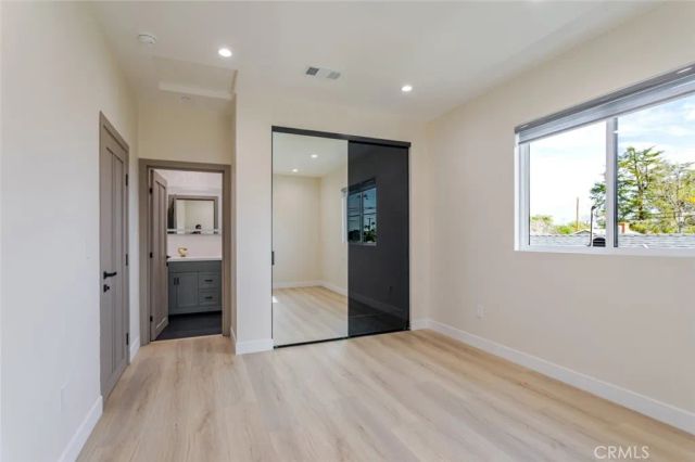 11112 Emelita Street, North Hollywood, CA 91601