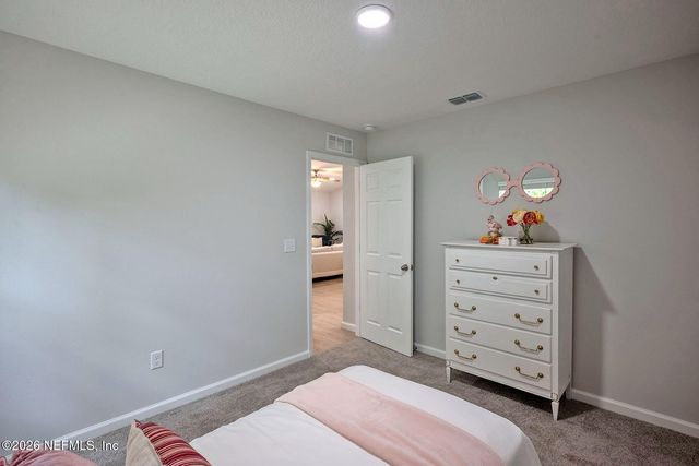 16243 N MAIN Street, Jacksonville, FL 32218