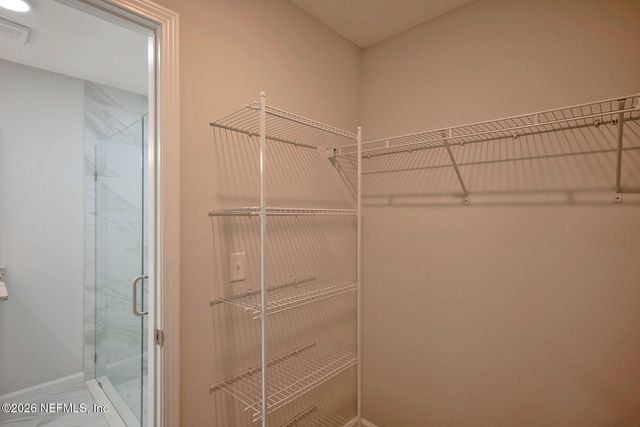 16243 N MAIN Street, Jacksonville, FL 32218
