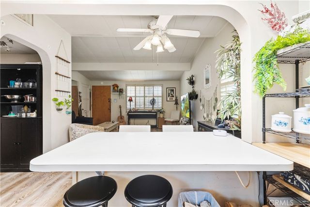 13873 Lanark, Panorama City, CA 91402