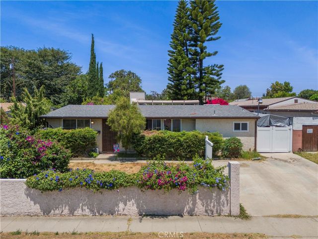13873 Lanark, Panorama City, CA 91402