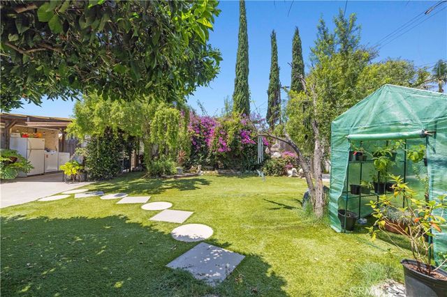 13873 Lanark, Panorama City, CA 91402