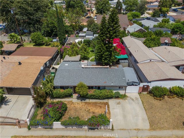 13873 Lanark, Panorama City, CA 91402