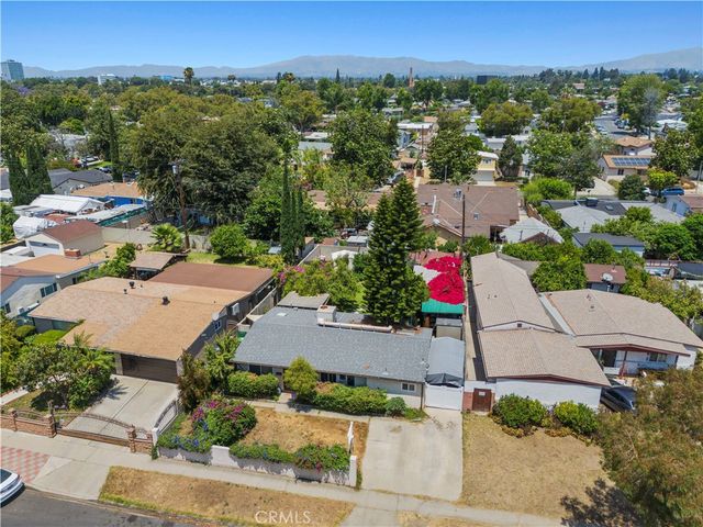 13873 Lanark, Panorama City, CA 91402