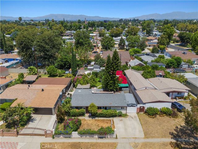 13873 Lanark, Panorama City, CA 91402