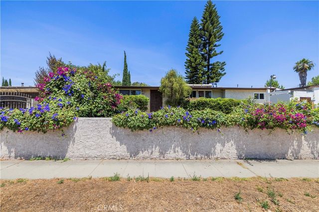 13873 Lanark, Panorama City, CA 91402