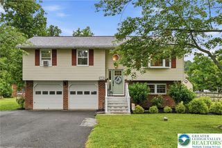 6526 Skyview Lane, Coopersburg Boro, PA 18036