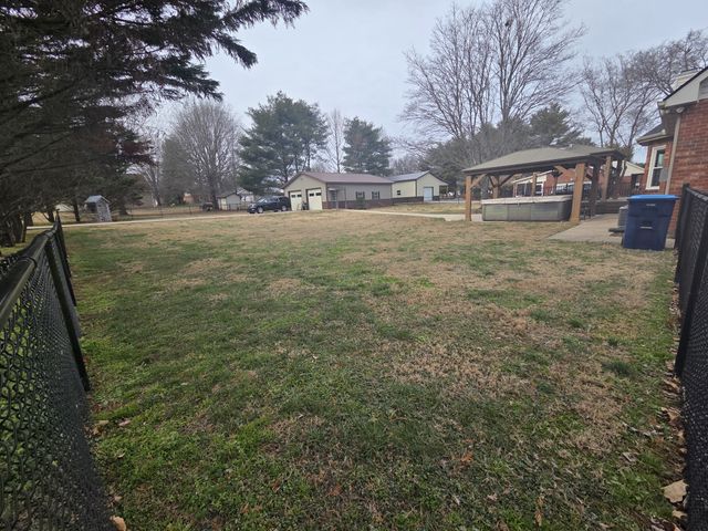 1976 Orchard Park Dr, Murfreesboro, TN 37128