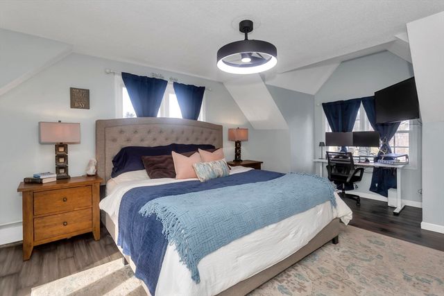 21 Brentwood St, Springfield, MA 01108