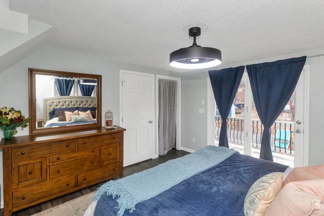 21 Brentwood St, Springfield, MA 01108