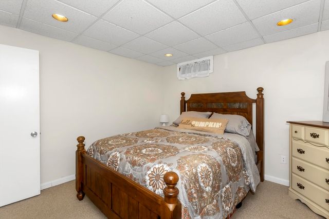 21 Brentwood St, Springfield, MA 01108