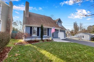 21 Brentwood St, Springfield, MA 01108