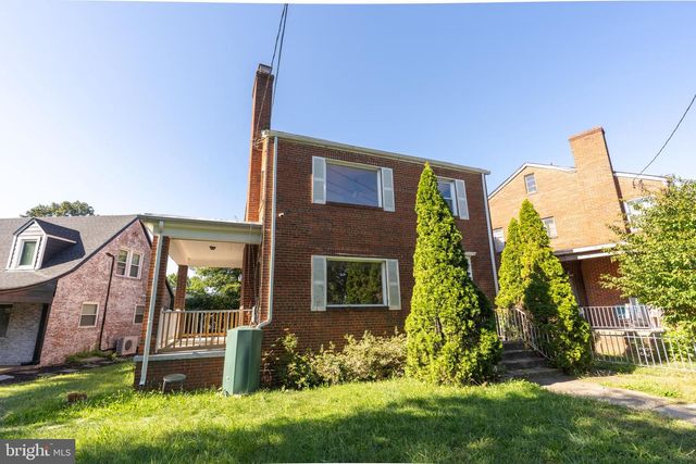 2428 SOUTH DAKOTA AVE NE, Washington, DC 20018