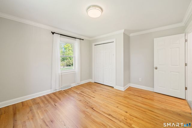 20 Whitefield Drive, Trumbull, CT 06611
