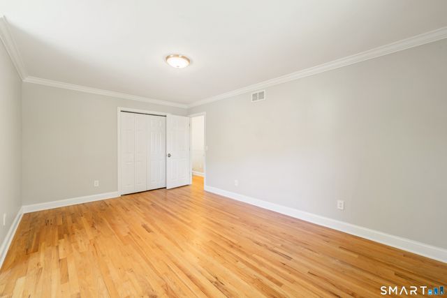 20 Whitefield Drive, Trumbull, CT 06611