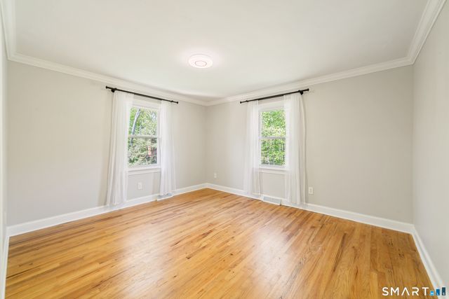20 Whitefield Drive, Trumbull, CT 06611