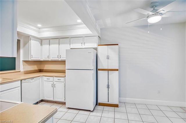 7430 Lake Breeze DR 203, Fort Myers, FL 33907
