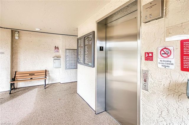 7430 Lake Breeze DR 203, Fort Myers, FL 33907
