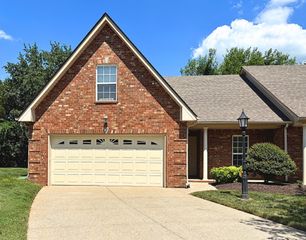 2303 Keegan Dr, Murfreesboro, TN 37130