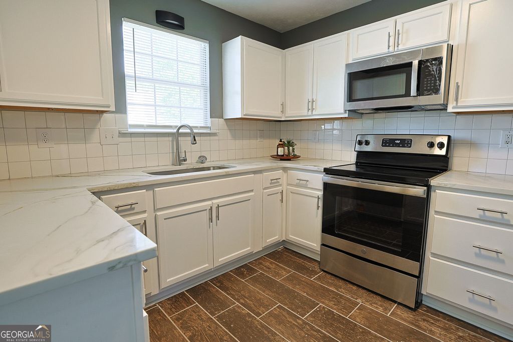 5964 Sherwood Trace, Lithonia, GA 30038 — photo 5