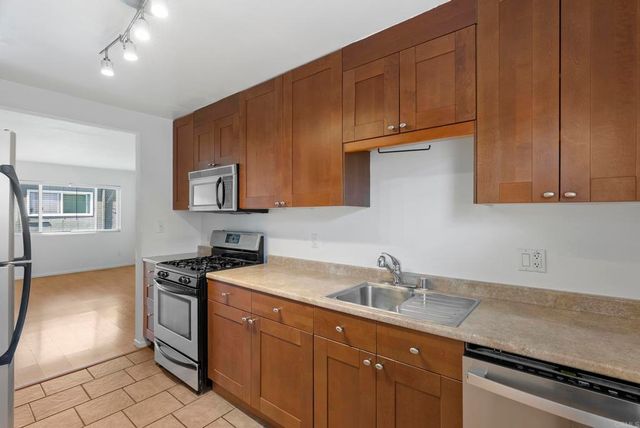 4633 Bancroft Street 8, San Diego, CA 92116