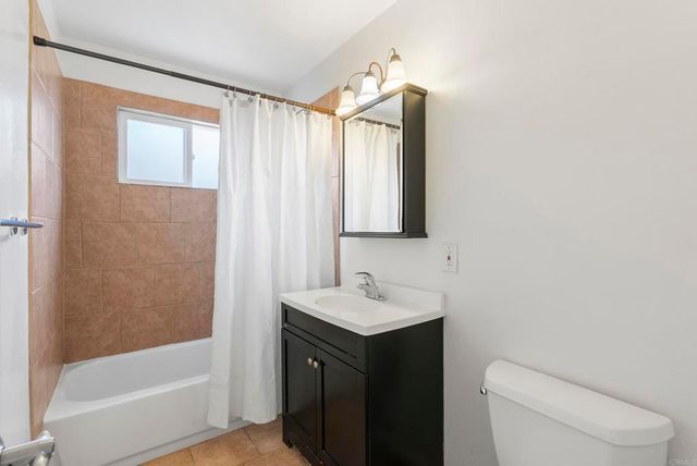 4633 Bancroft Street 8, San Diego, CA 92116