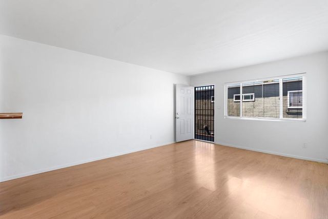 4633 Bancroft Street 8, San Diego, CA 92116
