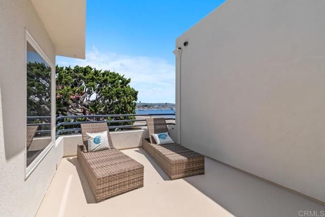 3366 Bayside Walk, San Diego, CA 92109